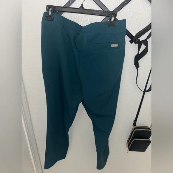 FIGS Technical Collection Teal Scrub Pants Drawstring Medical Women’s Small - Picture 4 of 4